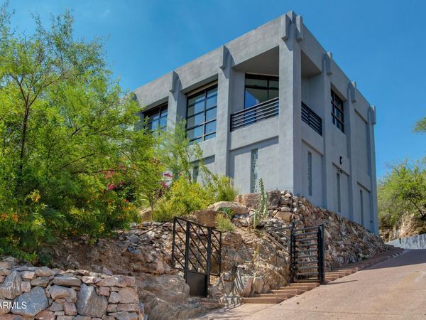 4228 E HIGHLANDS Drive, Paradise Valley, AZ 85253