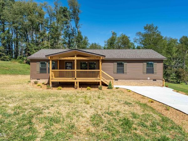 300 Cedar Street, Mountain City, TN 37683