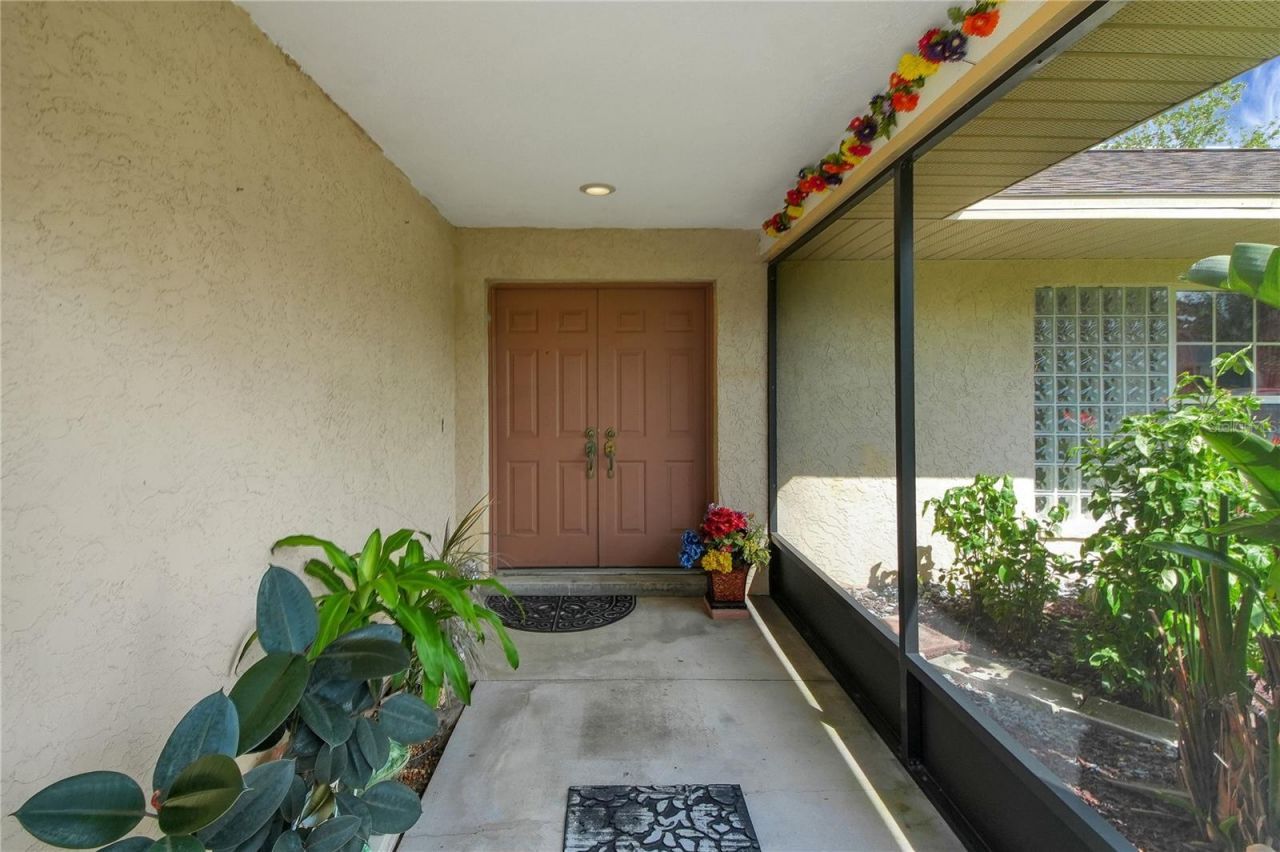 5 Magnolia Lane, Yalaha, FL 34797 Photo