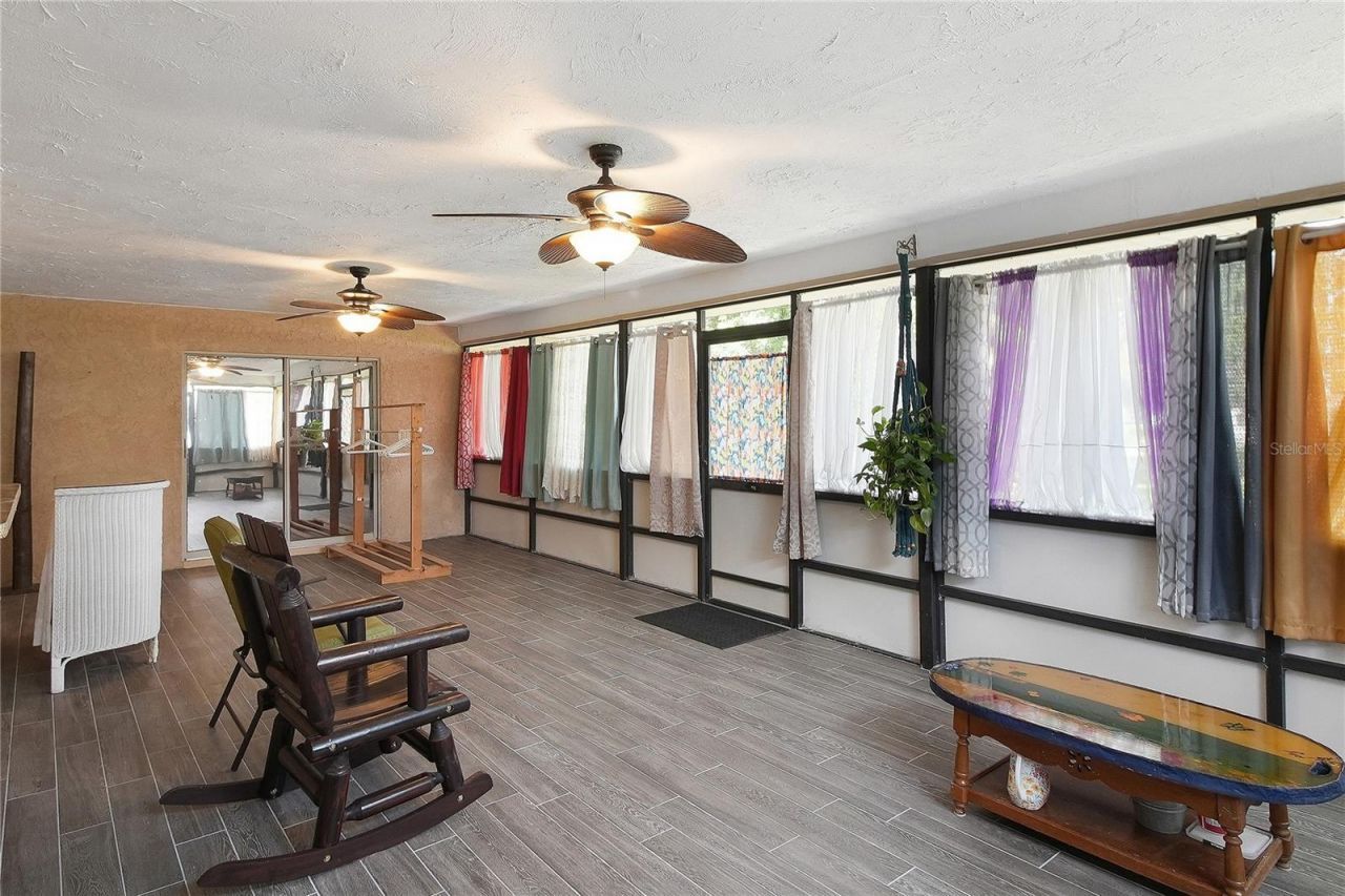 5 Magnolia Lane, Yalaha, FL 34797 Photo