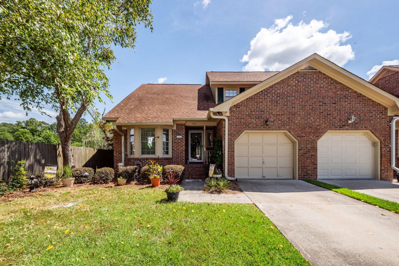 1301 Audubon Court Summerville, SC 29485