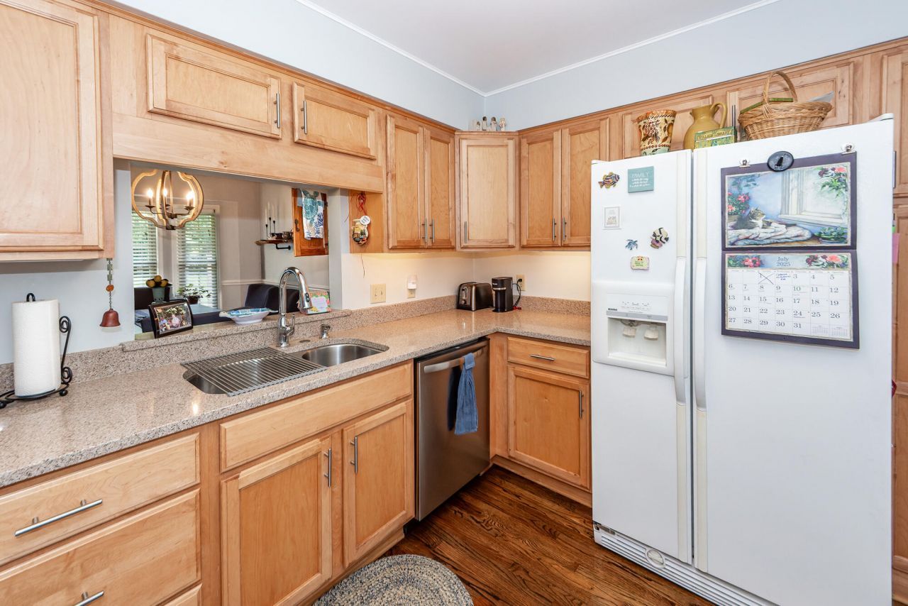 1301 Audubon Court Photo 6