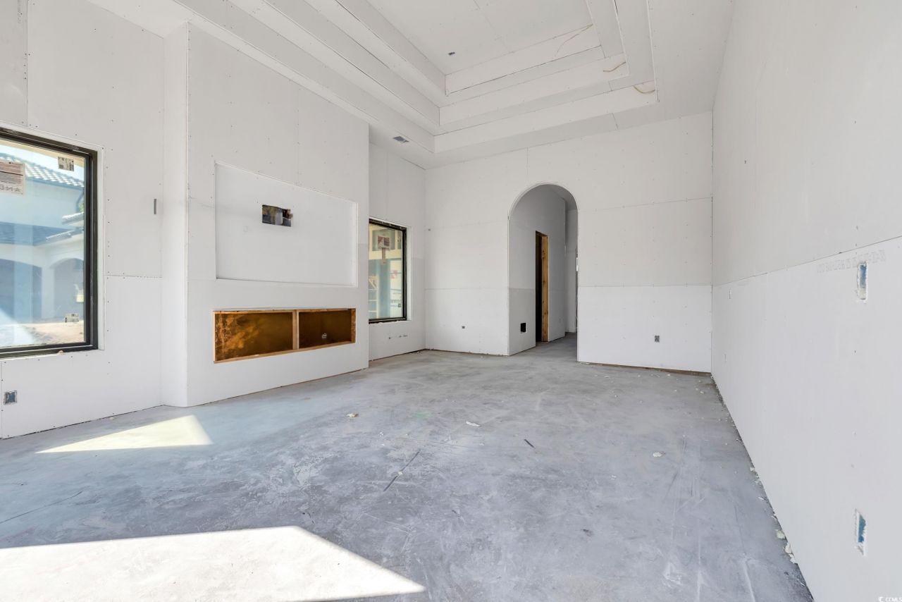 9329 Marina Pkwy. Photo 10