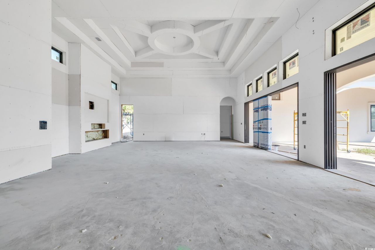 9329 Marina Pkwy. Photo 16