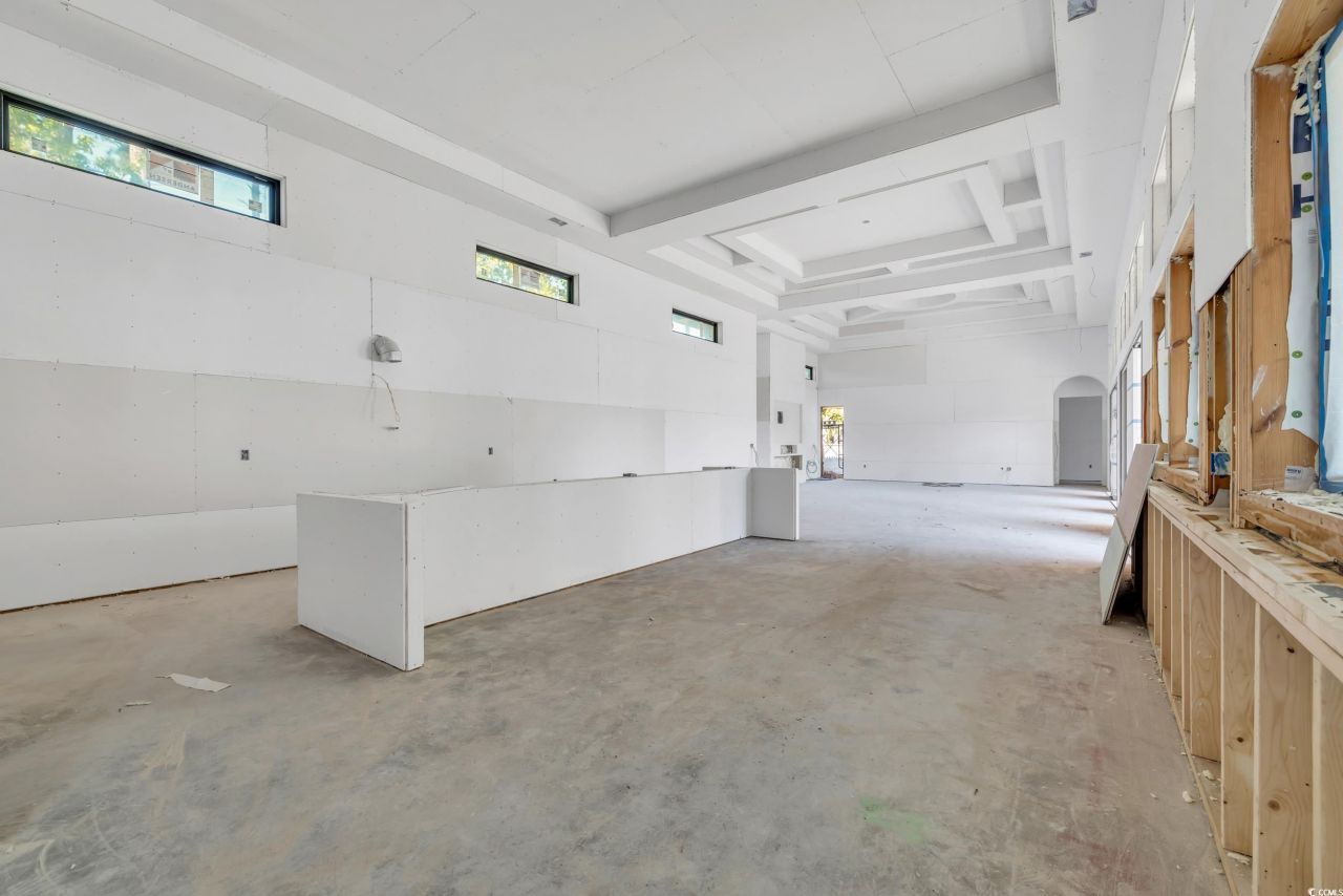 9329 Marina Pkwy. Photo 7