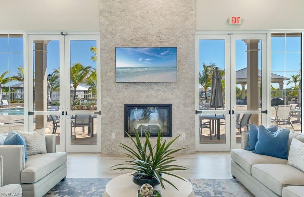280 Indies Dr E, Unit 101,102,20, Naples, FL 34114 Photo