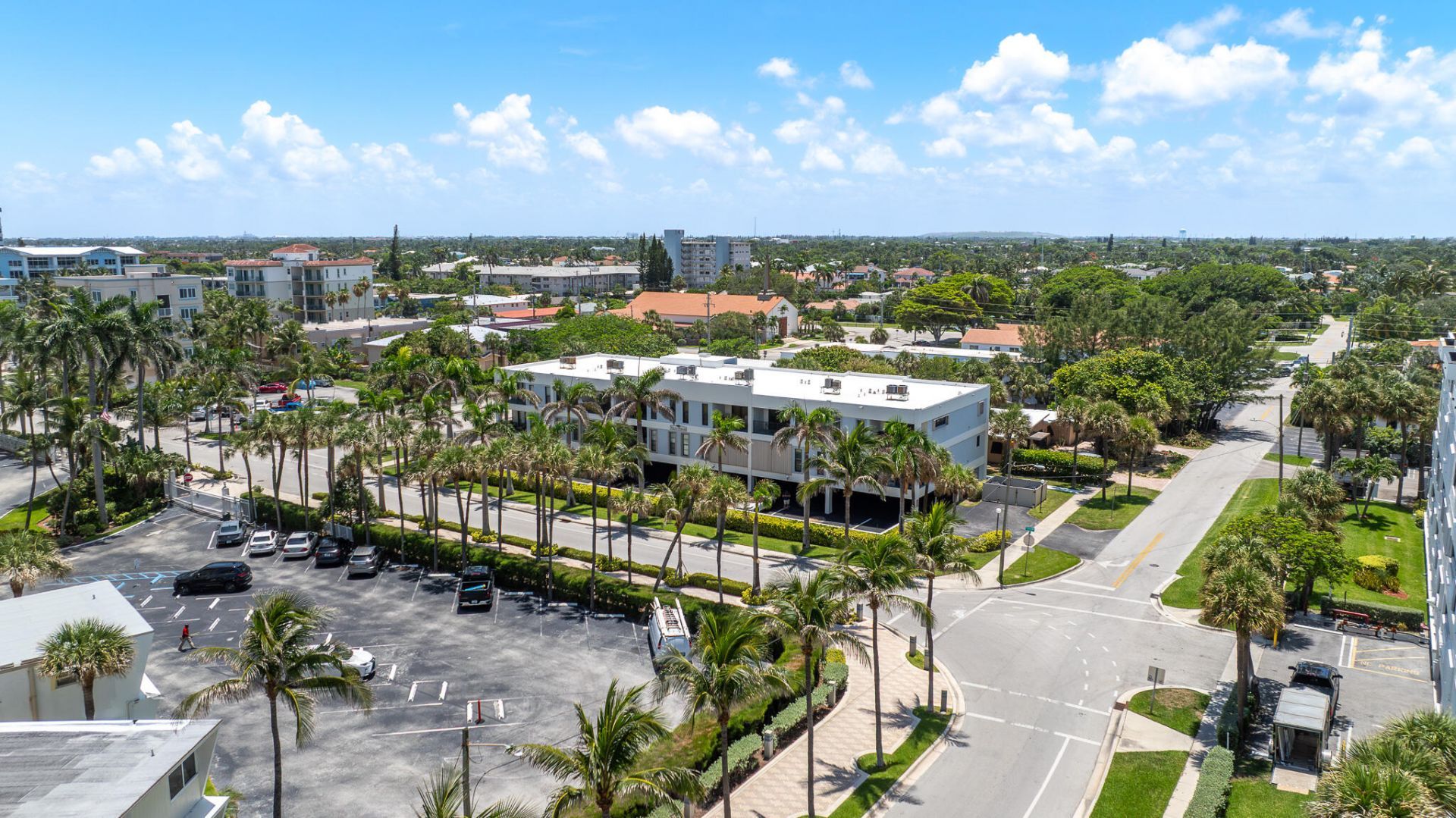 445 SE 21st Avenue, Unit 202, Deerfield Beach, FL 33441 Photo