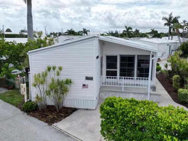 207 N Heron Drive, Unit P, Briny Breezes, FL 33435