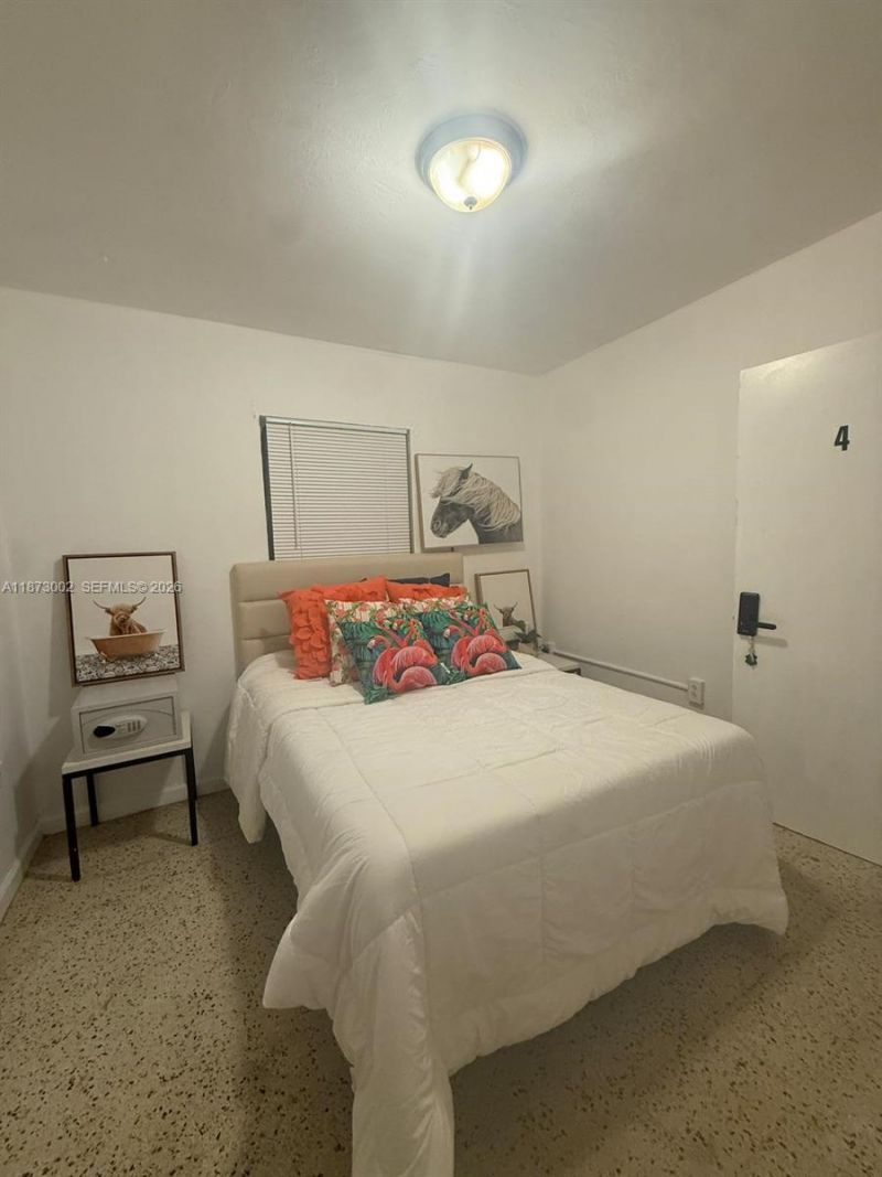 282 NW 98th St, Miami, FL 33150 Photo