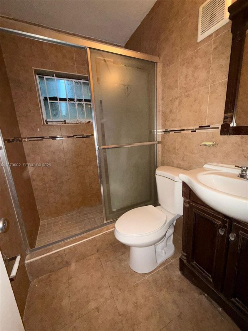 282 NW 98th St, Miami, FL 33150 Photo