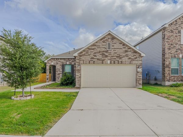 6431 Nolina, San Antonio, TX 78218