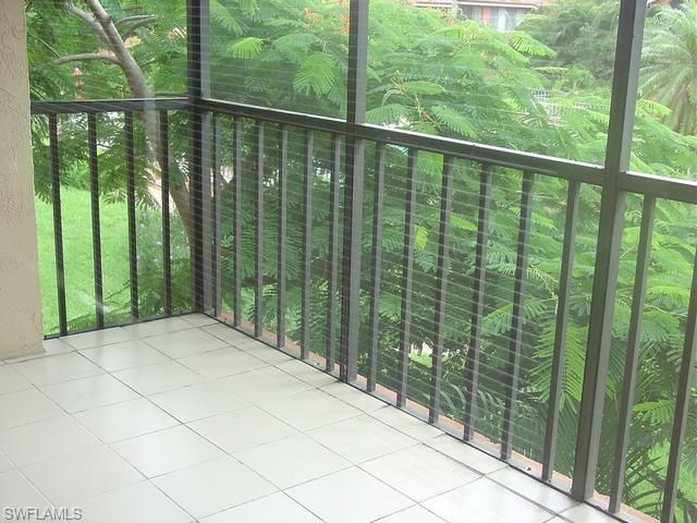 110 Cypress Way E, Unit F5, Naples, FL 34110 Photo