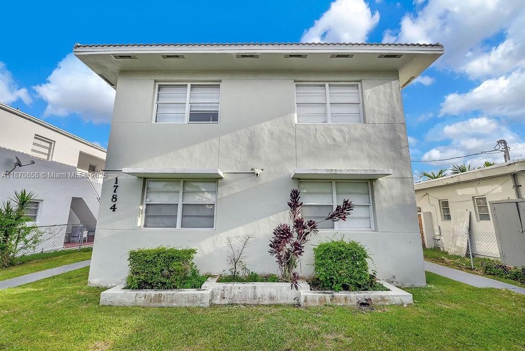 1784 Marseille Dr, Miami Beach, FL 33141 Photo