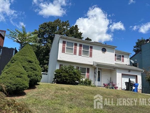 59 E New Street, Sewaren, NJ 07077