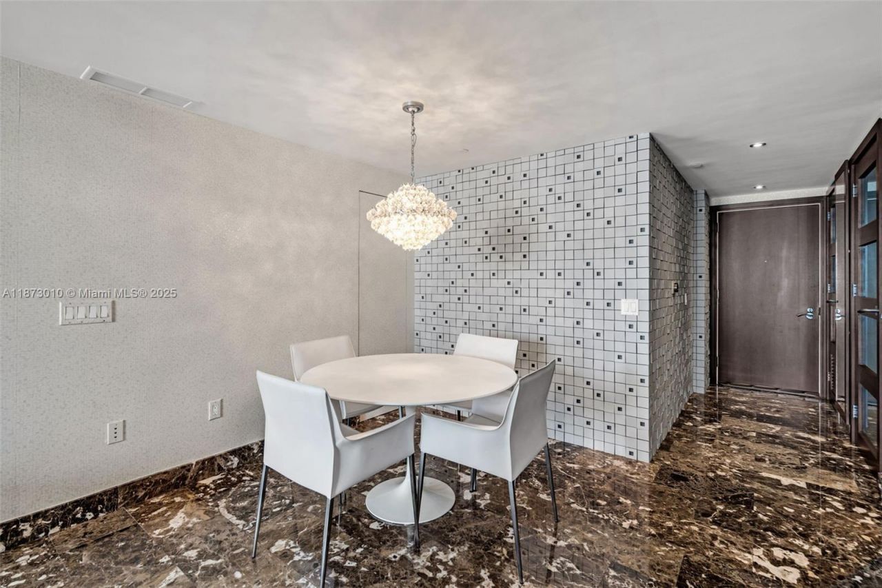 5875 Collins Ave, Unit 1503, Miami Beach, FL 33140 Photo