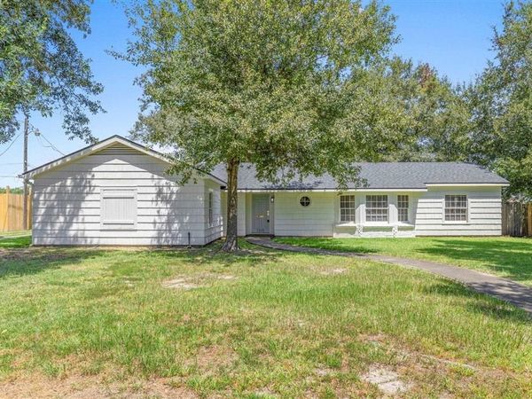 1315 8th Street, Lake Charles, LA 70601