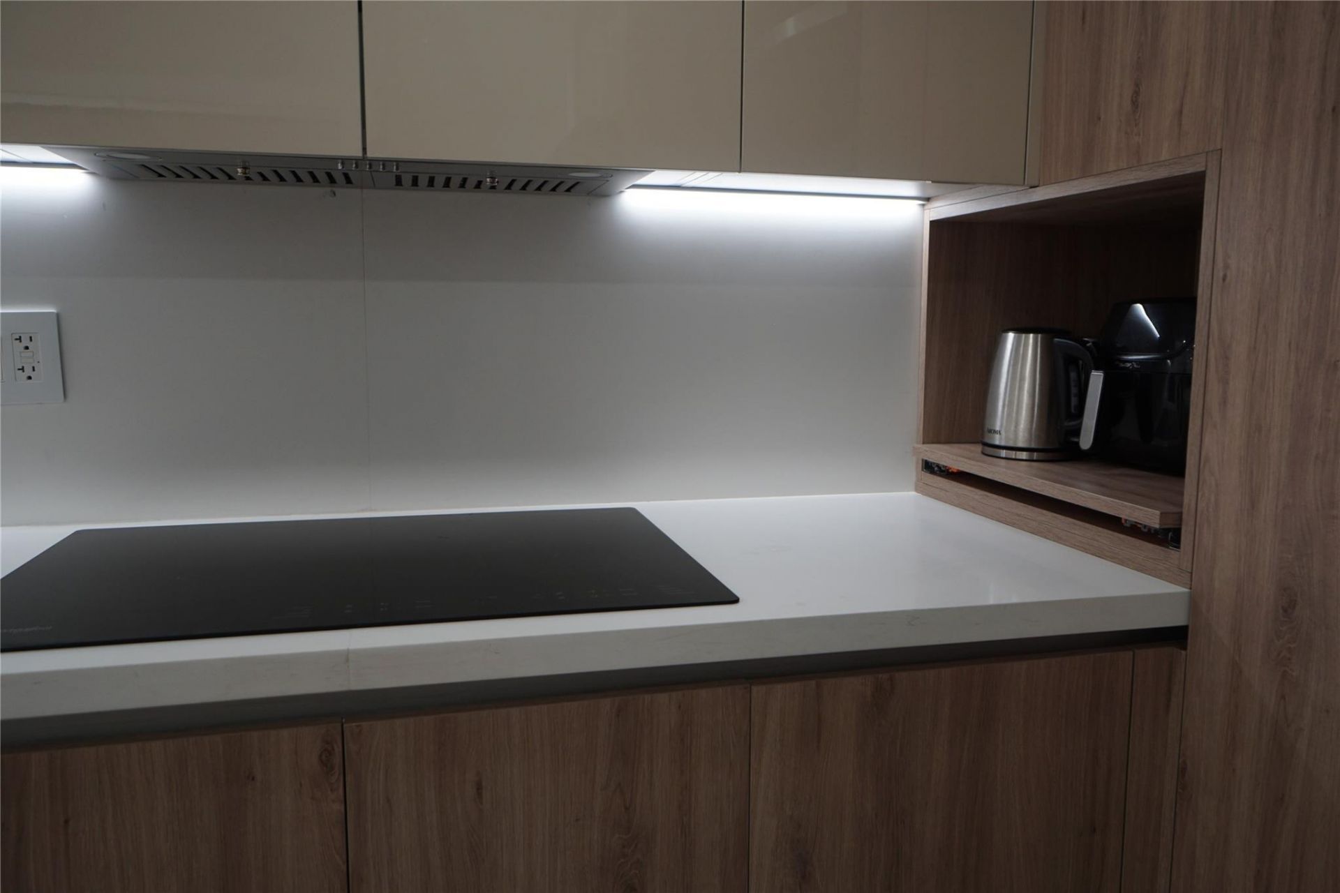 6941 Carlyle Avenue, Unit 4C, Miami Beach, FL 33141 Photo