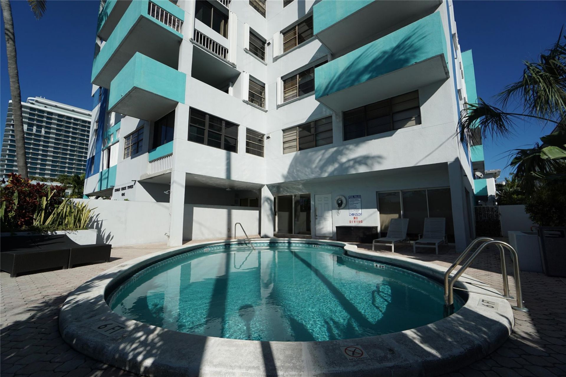 6941 Carlyle Avenue, Unit 4C, Miami Beach, FL 33141 Photo