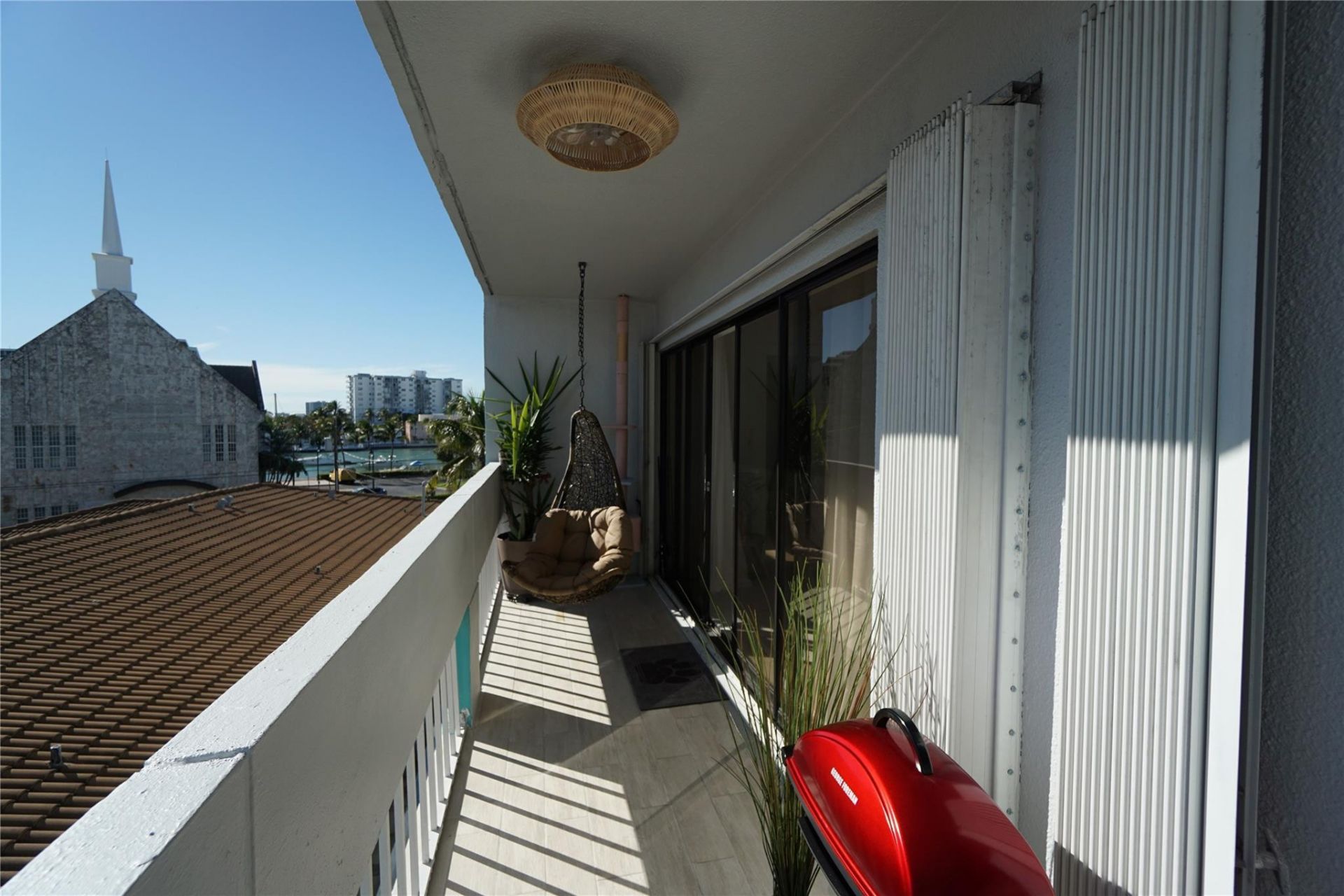 6941 Carlyle Avenue, Unit 4C, Miami Beach, FL 33141 Photo