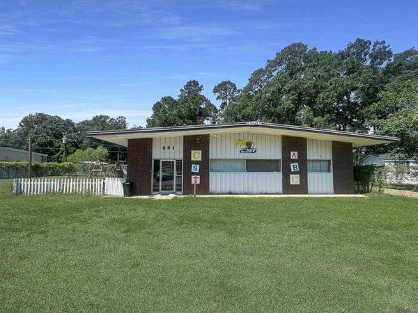 201 Mcknight Rd, Amite, LA 70422