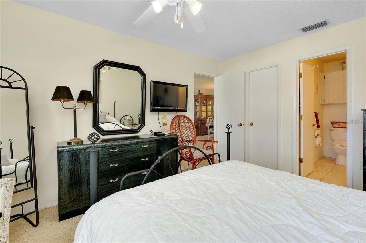 2280 Stickney Point Road, Unit 432, Sarasota, FL 34231 Photo