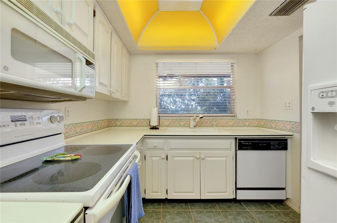2280 Stickney Point Road, Unit 432, Sarasota, FL 34231 Photo