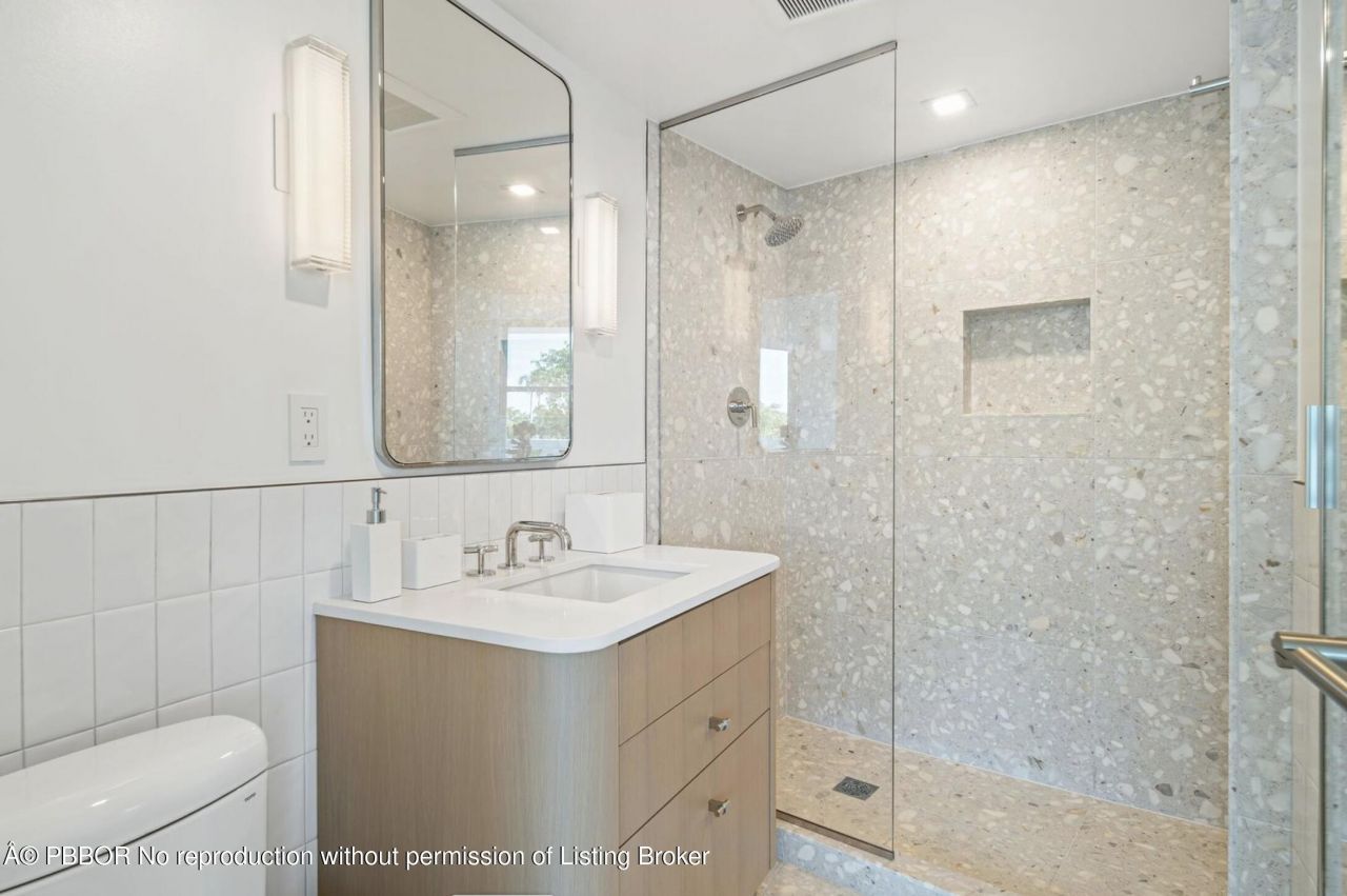 333 Sunset Avenue, Unit 512, Palm Beach, FL 33480 Photo