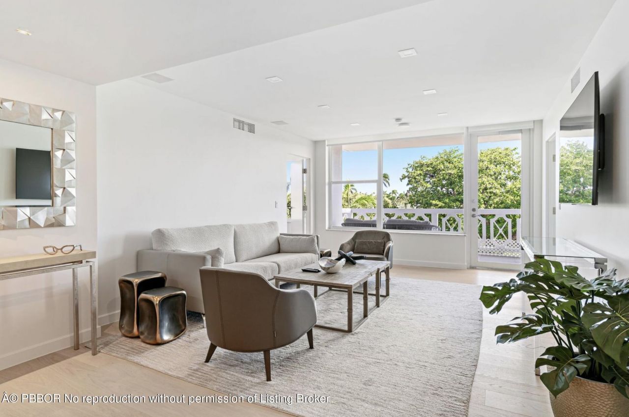 333 Sunset Avenue, Unit 512, Palm Beach, FL 33480 Photo