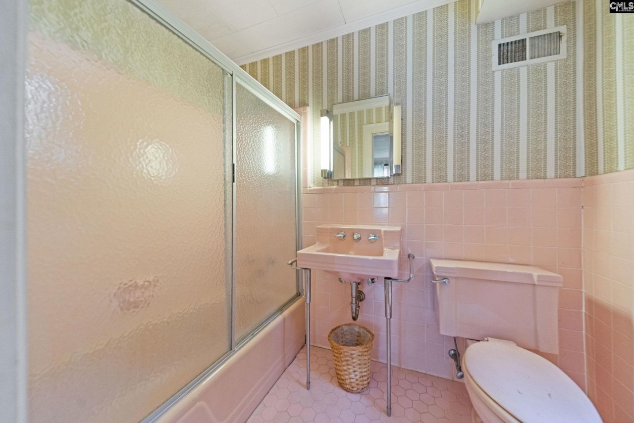 1520 Boundary Street Photo 17