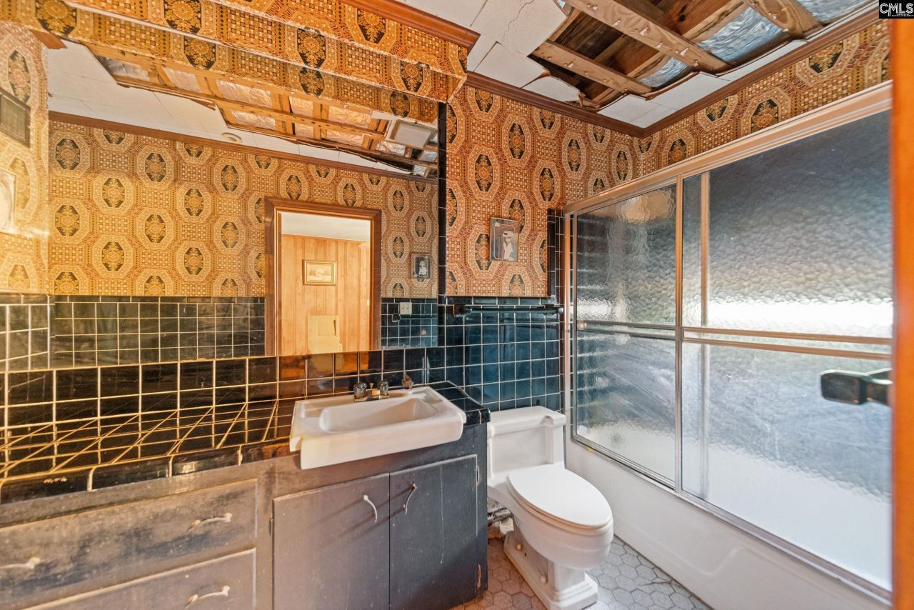 1520 Boundary Street Photo 6