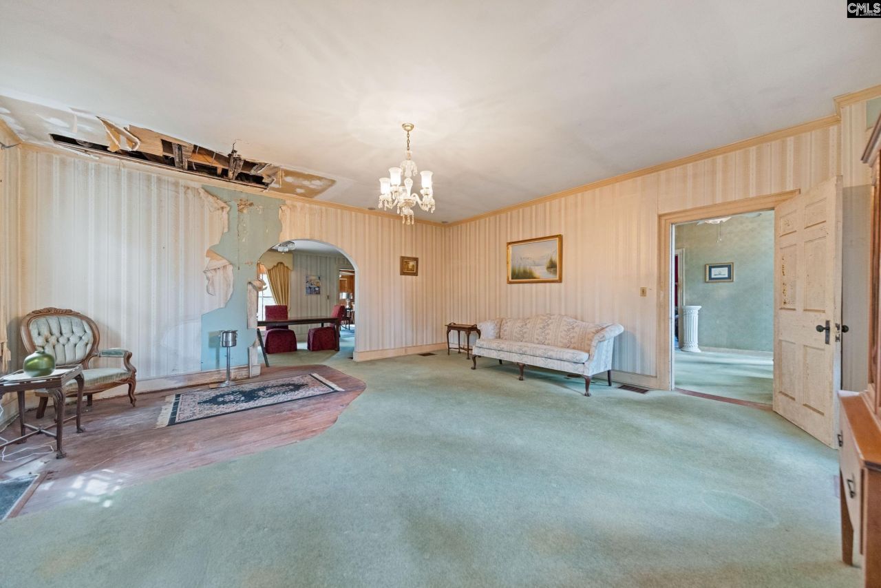 1520 Boundary Street Photo 7