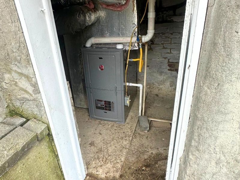 207 W Main Street, Corning, OH 43730 Photo 18