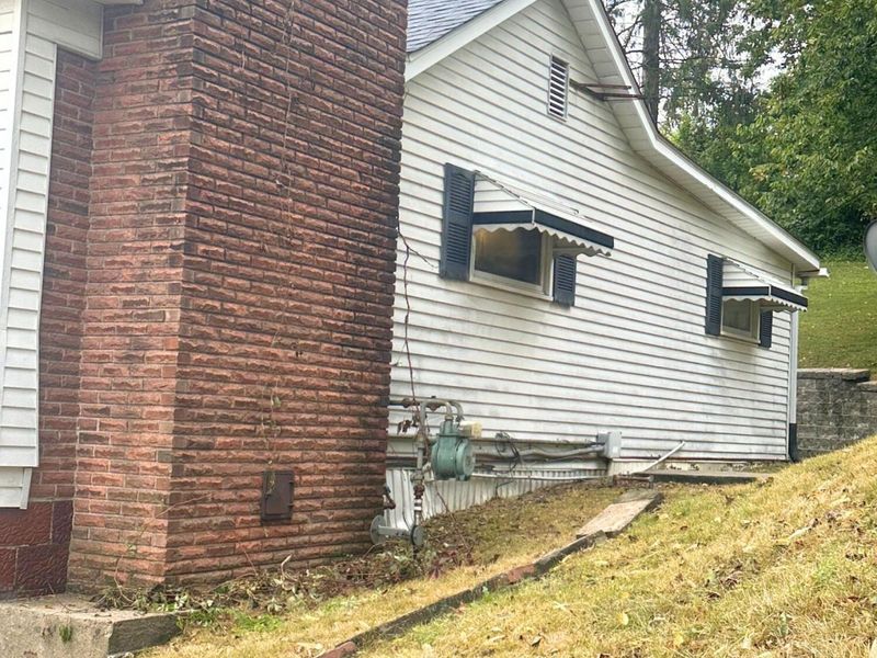 207 W Main Street, Corning, OH 43730 Photo 20