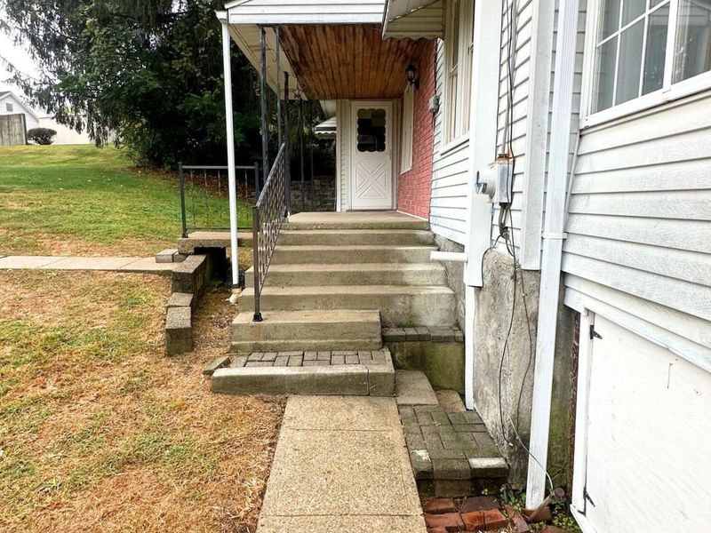 207 W Main Street, Corning, OH 43730 Photo 23