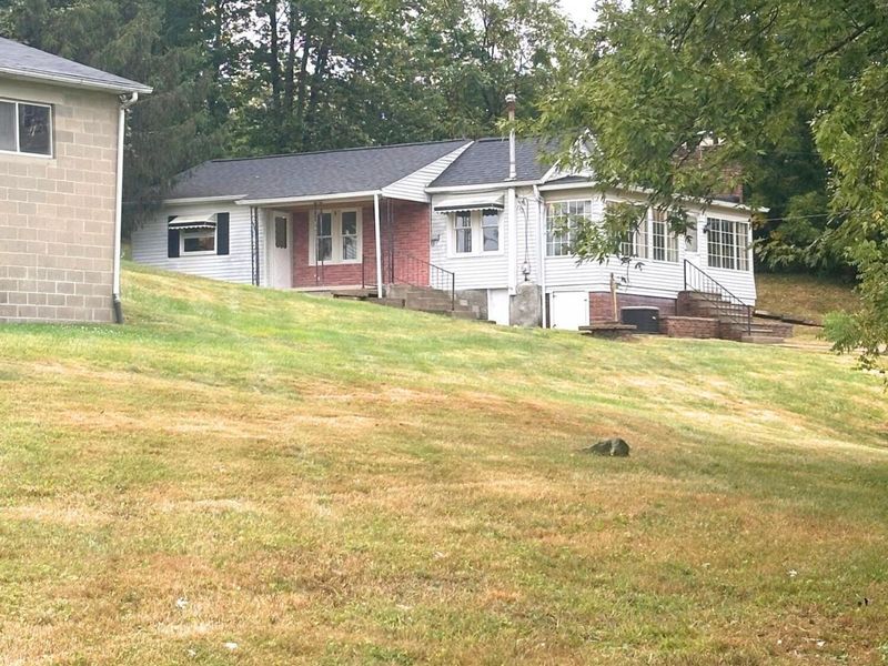 207 W Main Street, Corning, OH 43730 Photo 25