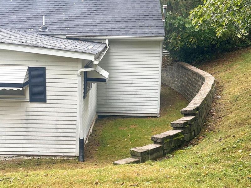 207 W Main Street, Corning, OH 43730 Photo 26