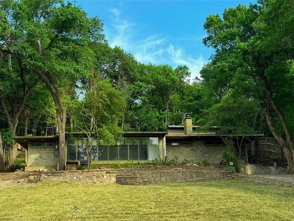 1934 Kessler Parkway, Dallas, TX 75208