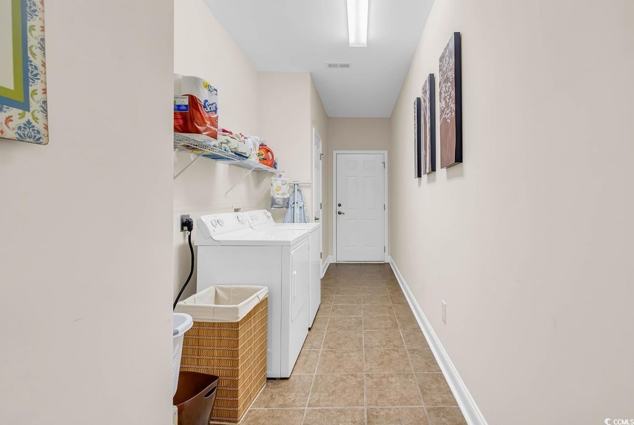 641 Botany Loop Photo 28