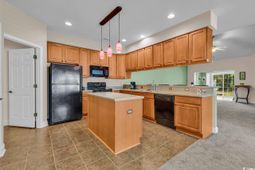 641 Botany Loop photo 4