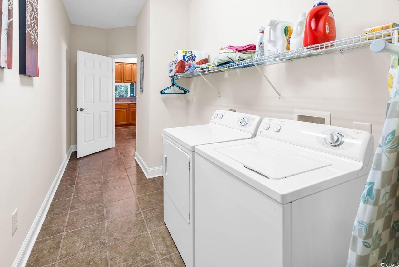 641 Botany Loop Photo 29