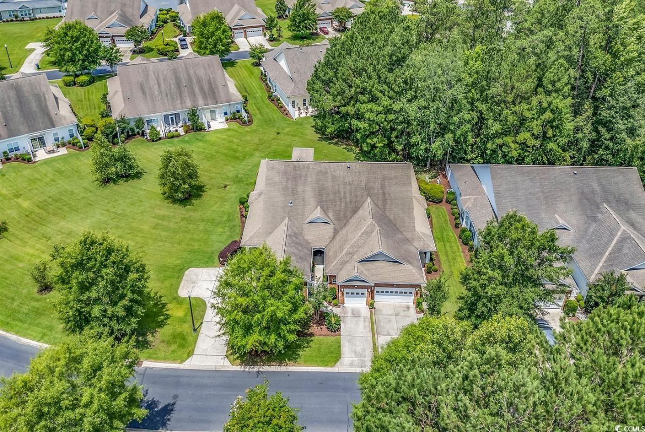 641 Botany Loop Photo 32