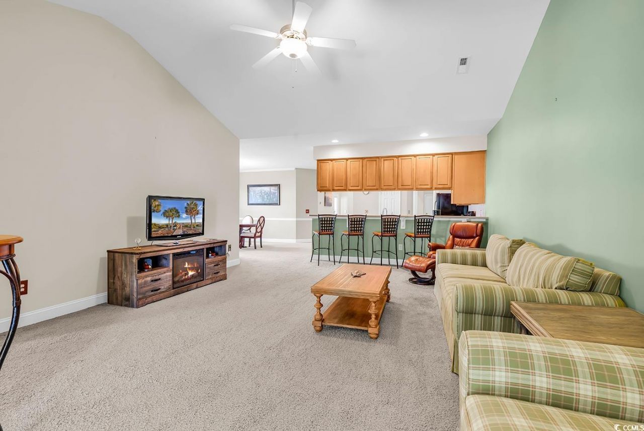 641 Botany Loop Photo 8