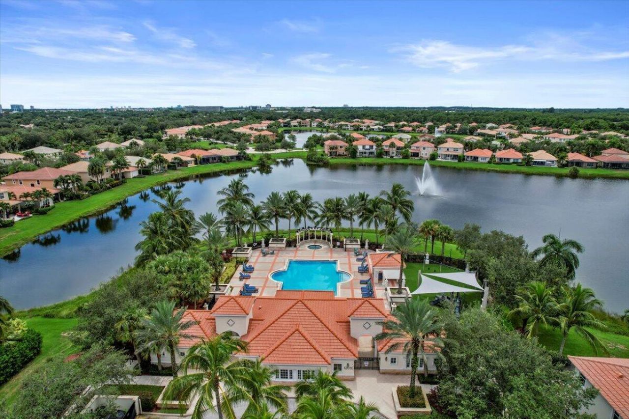 12077 Aviles Circle, Palm Beach Gardens, FL 33418 Photo