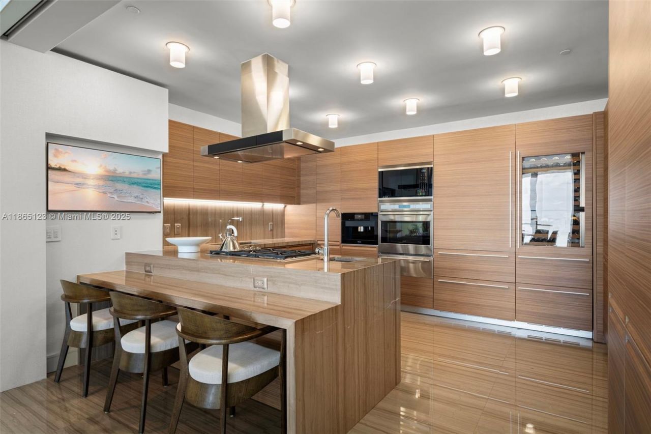 9701 Collins Ave, Unit 1903S, Bal Harbour, FL 33154 Photo