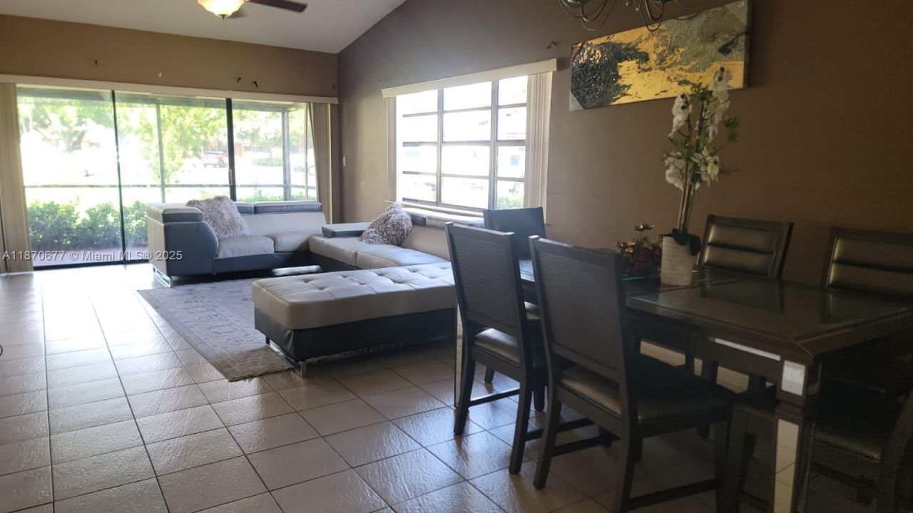 715 Banks Rd, Margate, FL 33063 Photo