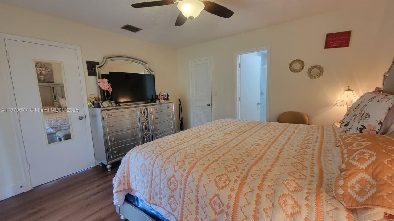 715 Banks Rd, Margate, FL 33063 Photo