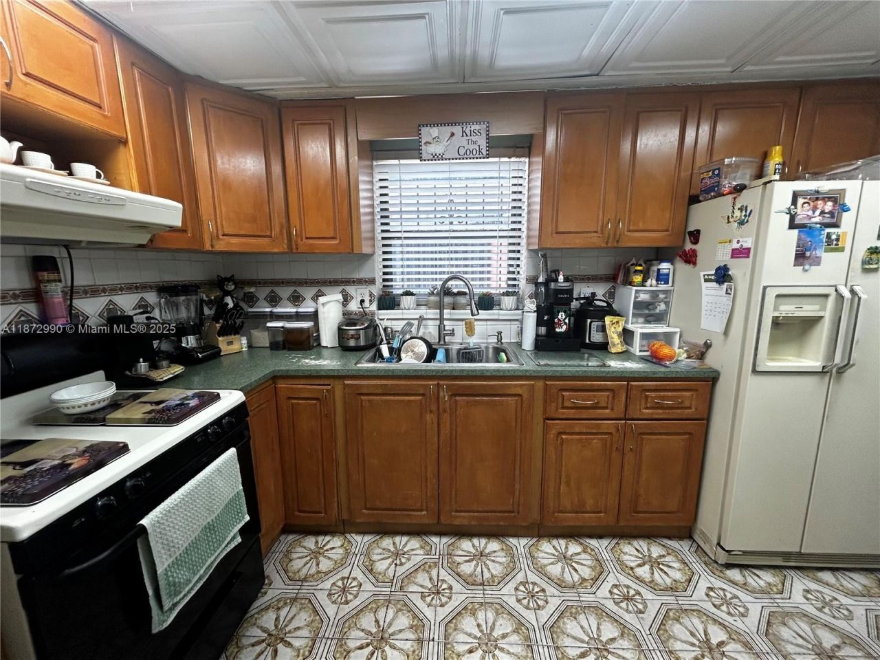 890 E 28th St, Hialeah, FL 33013 Photo