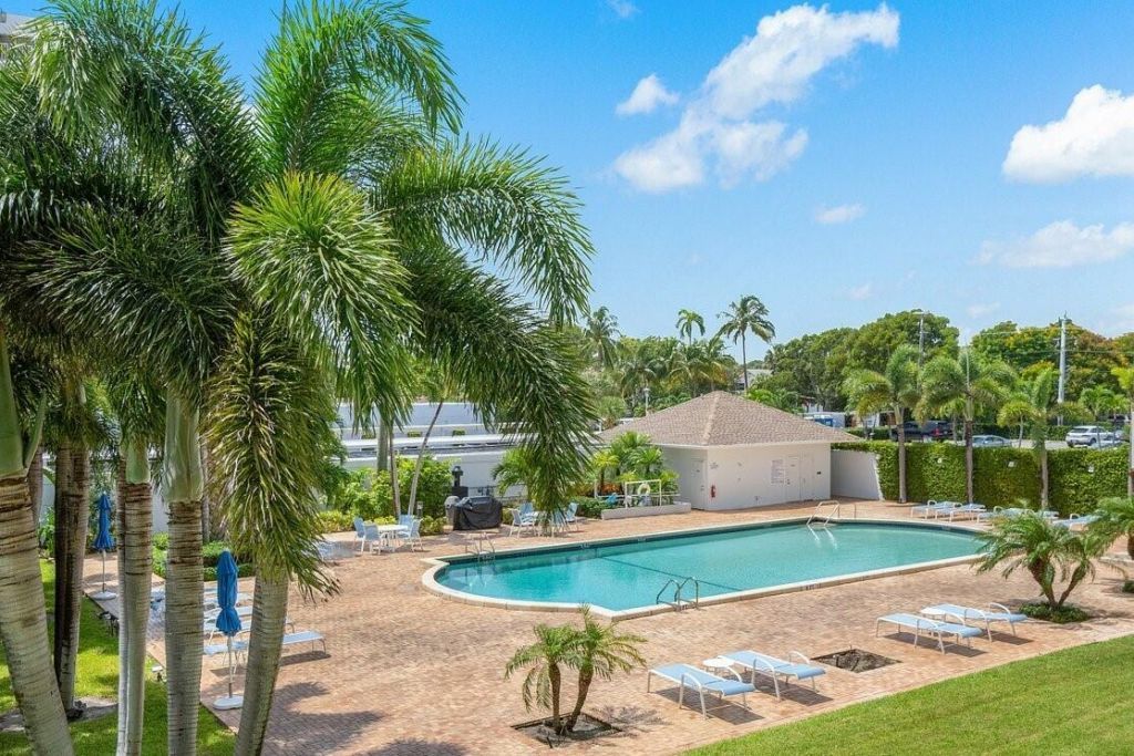 3800 Washington Road, Unit 904, West Palm Beach, FL 33405 Photo