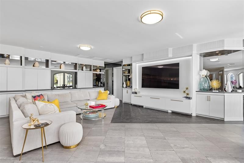 11 Bay Colony Lane, Fort Lauderdale, FL 33308 Photo