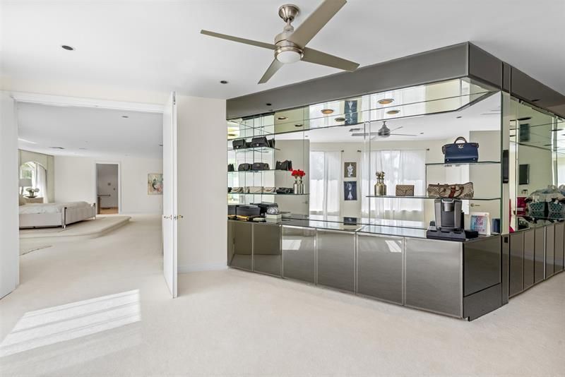 11 Bay Colony Lane, Fort Lauderdale, FL 33308 Photo